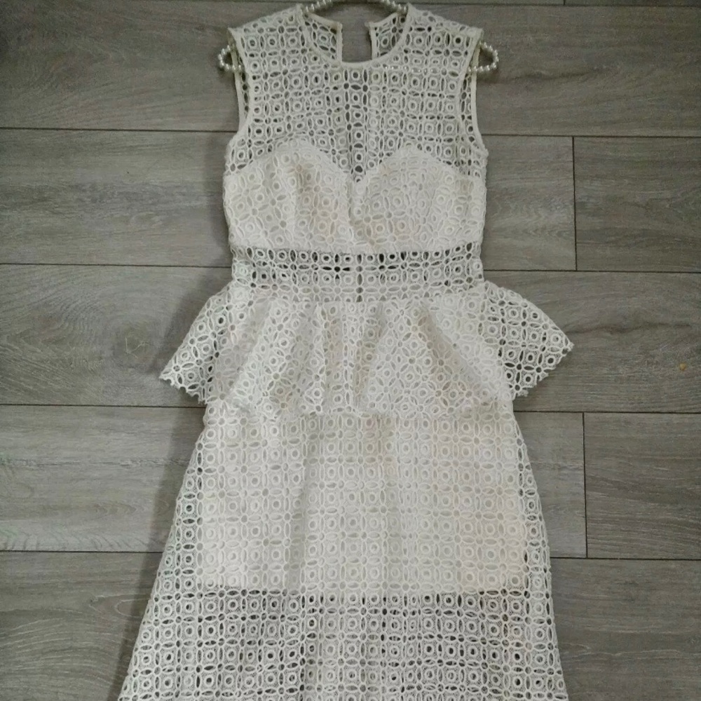 NWOT Self-Portrait White Lace Midi Dress US 4